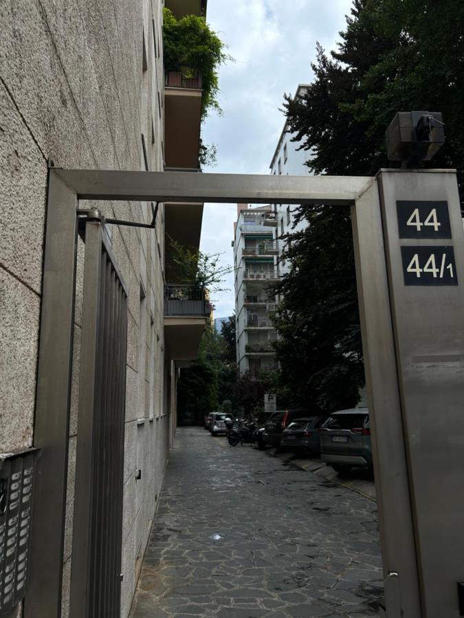 Moscova Luxury Bruno Apartment Milão Exterior foto